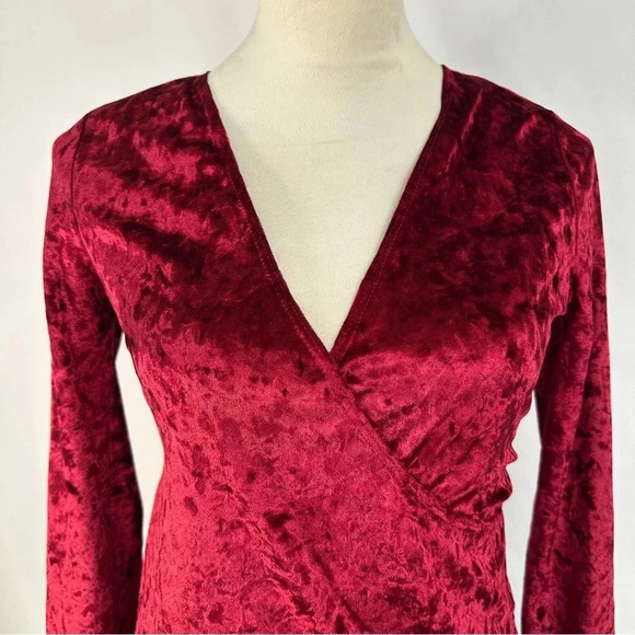 Trouvé Burgundy Velvet Bodysuit Snap Button Womens Size Small Made In USA - Picture 2 of 12